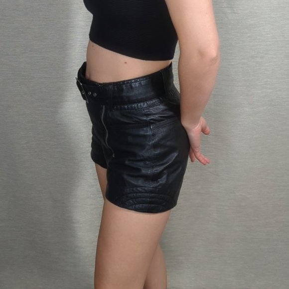 Guess high waisted leather Shorts with belt - Picture 4 of 11